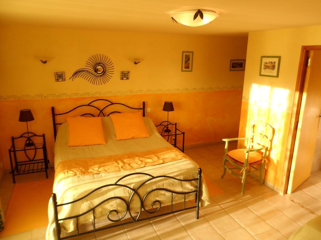 Le Jas Du Gabian Hotel Volonne Екстериор снимка