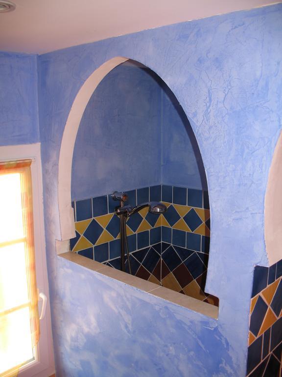 Le Jas Du Gabian Hotel Volonne Екстериор снимка