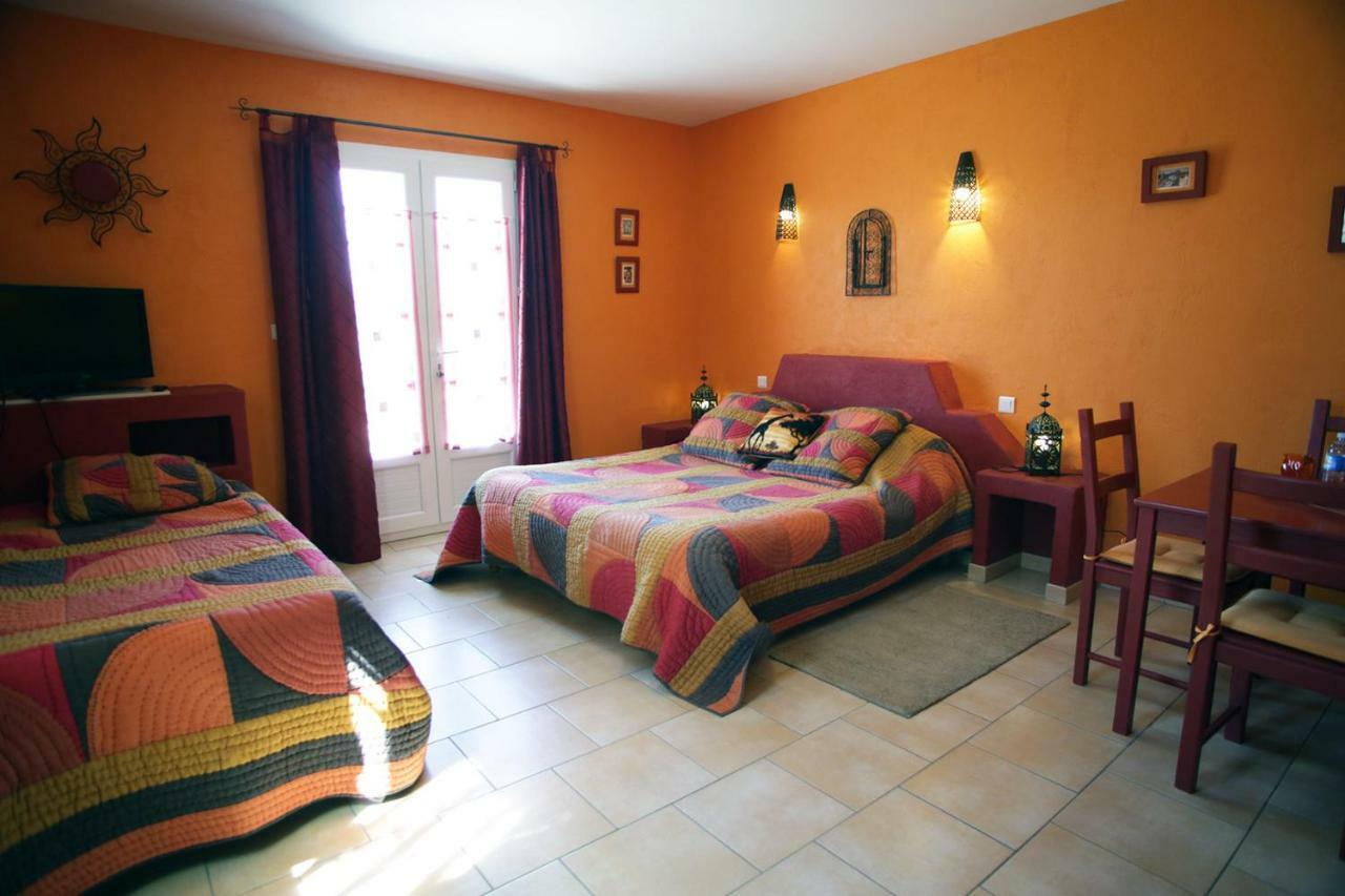 Le Jas Du Gabian Hotel Volonne Екстериор снимка